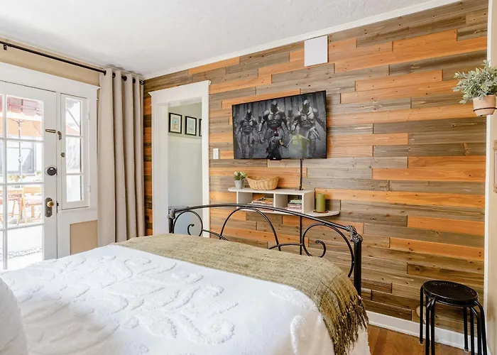 Casita Gundry- Boutique Hideaway, Quaint Historic Charm
